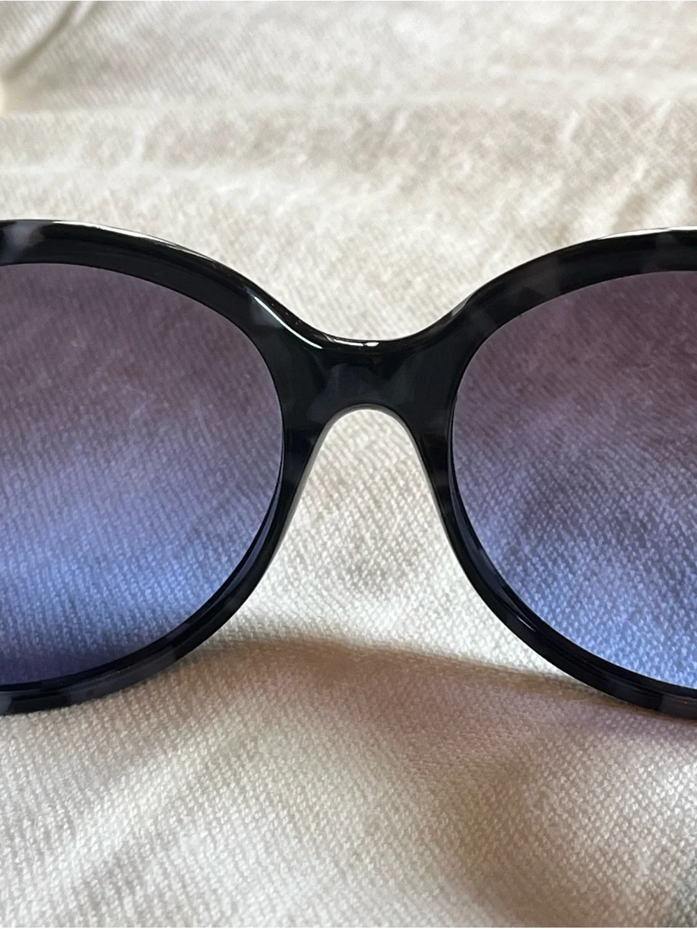Tory Burch Blue Gradient Lens Round Sunglasses with Black Tortoiseshell Frame